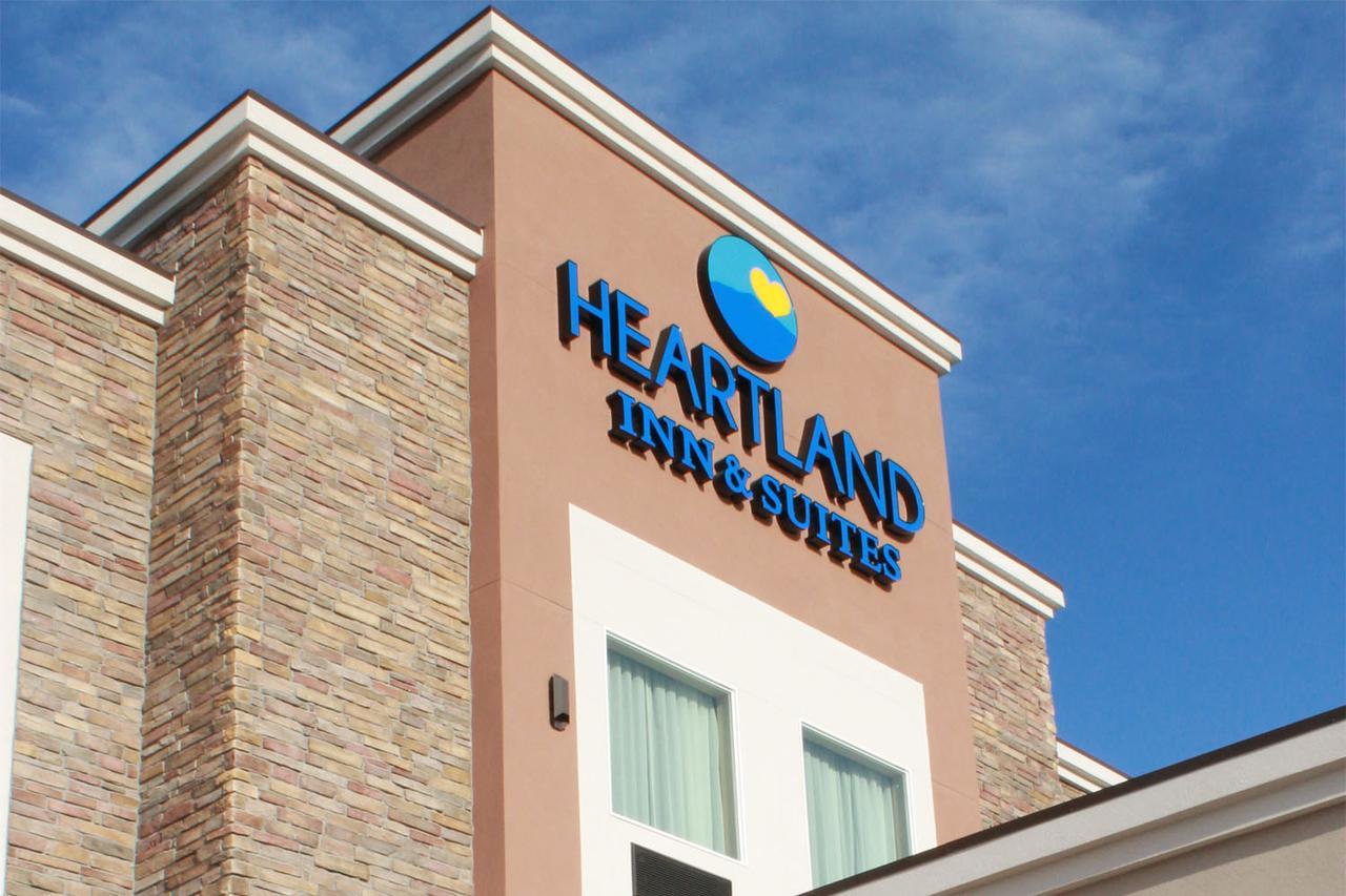 Heartland Inn And Suites Wheatland Exterior foto
