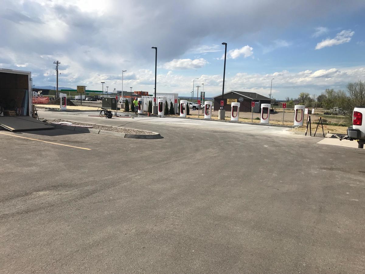 Heartland Inn And Suites Wheatland Exterior foto